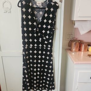 Leota Navy and White Geometric Mini Dress